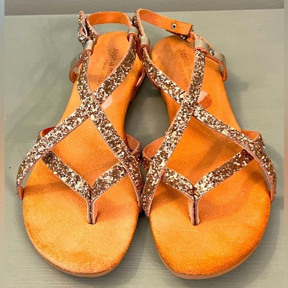 Sophia Milano glitter sandals! - Picture 1 of 9